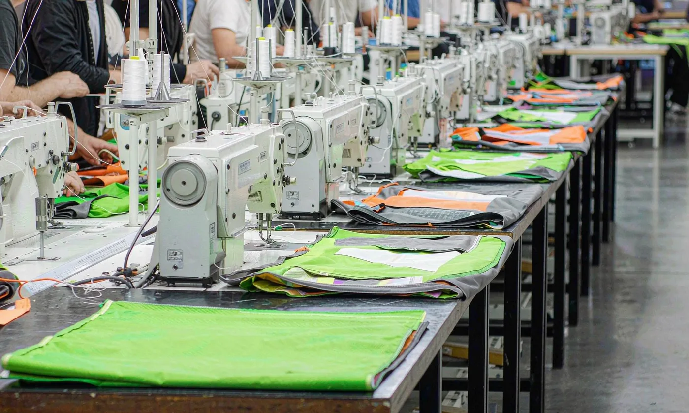 1% for the Planet Pet Bags: Buyer Due Diligence - detail view supplied by QUANZHOU JUNYUAN BAGS